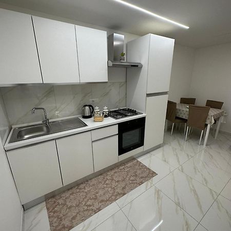 Dimora Nei Quartieri Spagnoli Наполи Екстериор снимка
